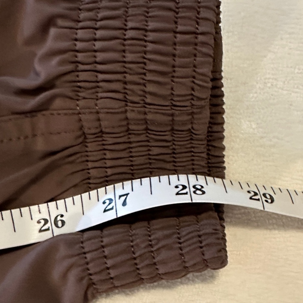 EUC like new Athleta Brown Cargo Jogger Pants size 0 - Picture 7 of 7